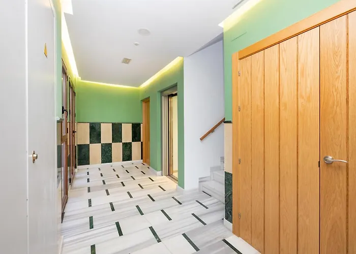 3 Bedroom Elegant & Cozy Centre Διαμέρισμα *