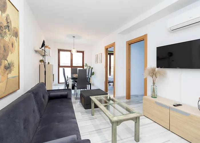 3 Bedroom Elegant & Cozy Centre Διαμέρισμα